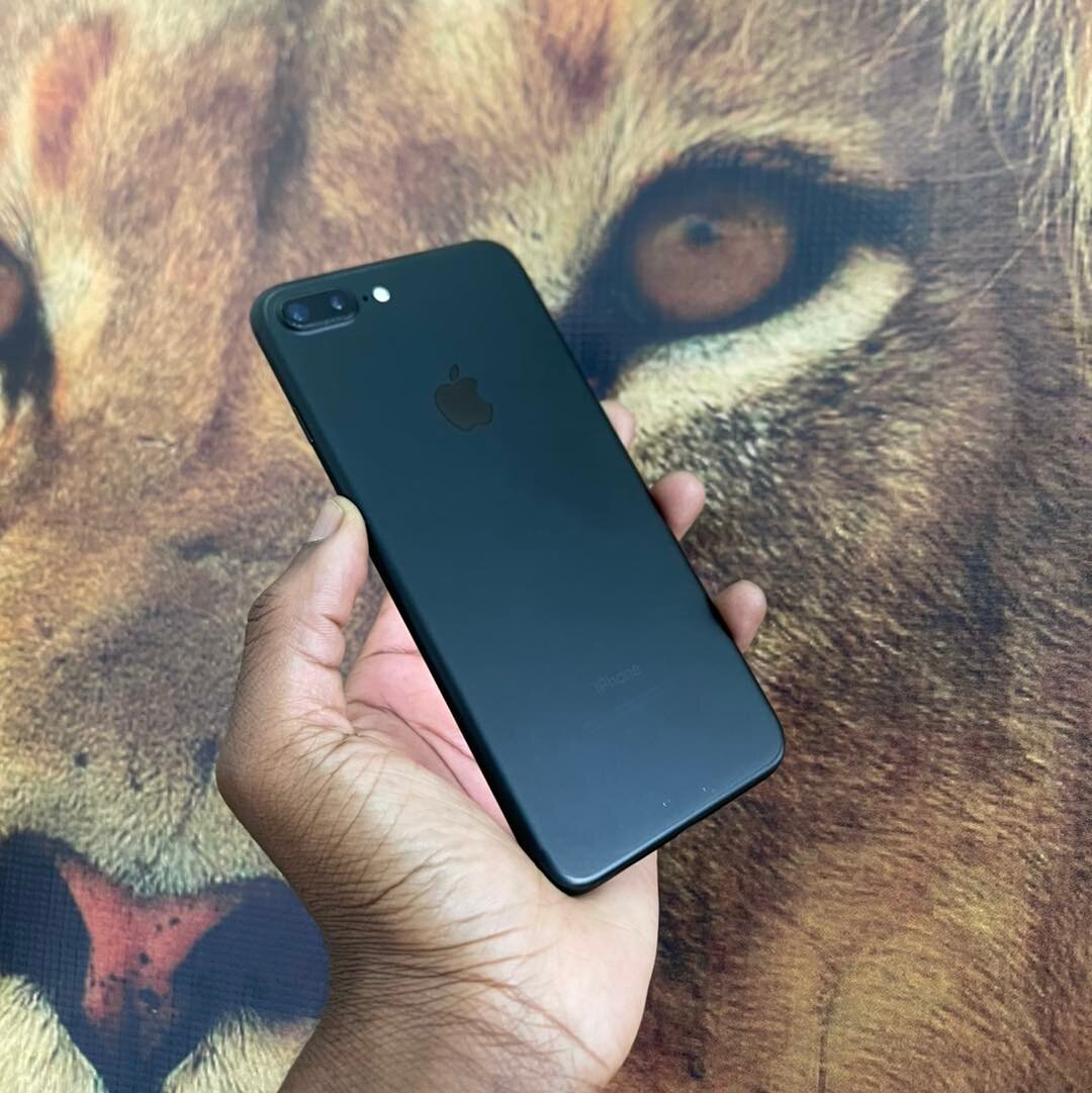  Apple iPhone 7 Plus 32GB, black
