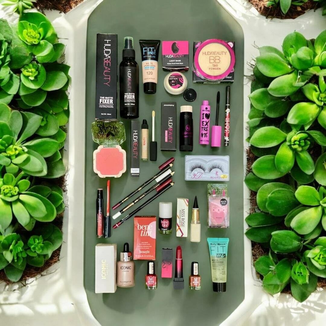 Ultimate 20 in 1 Makeup Deel