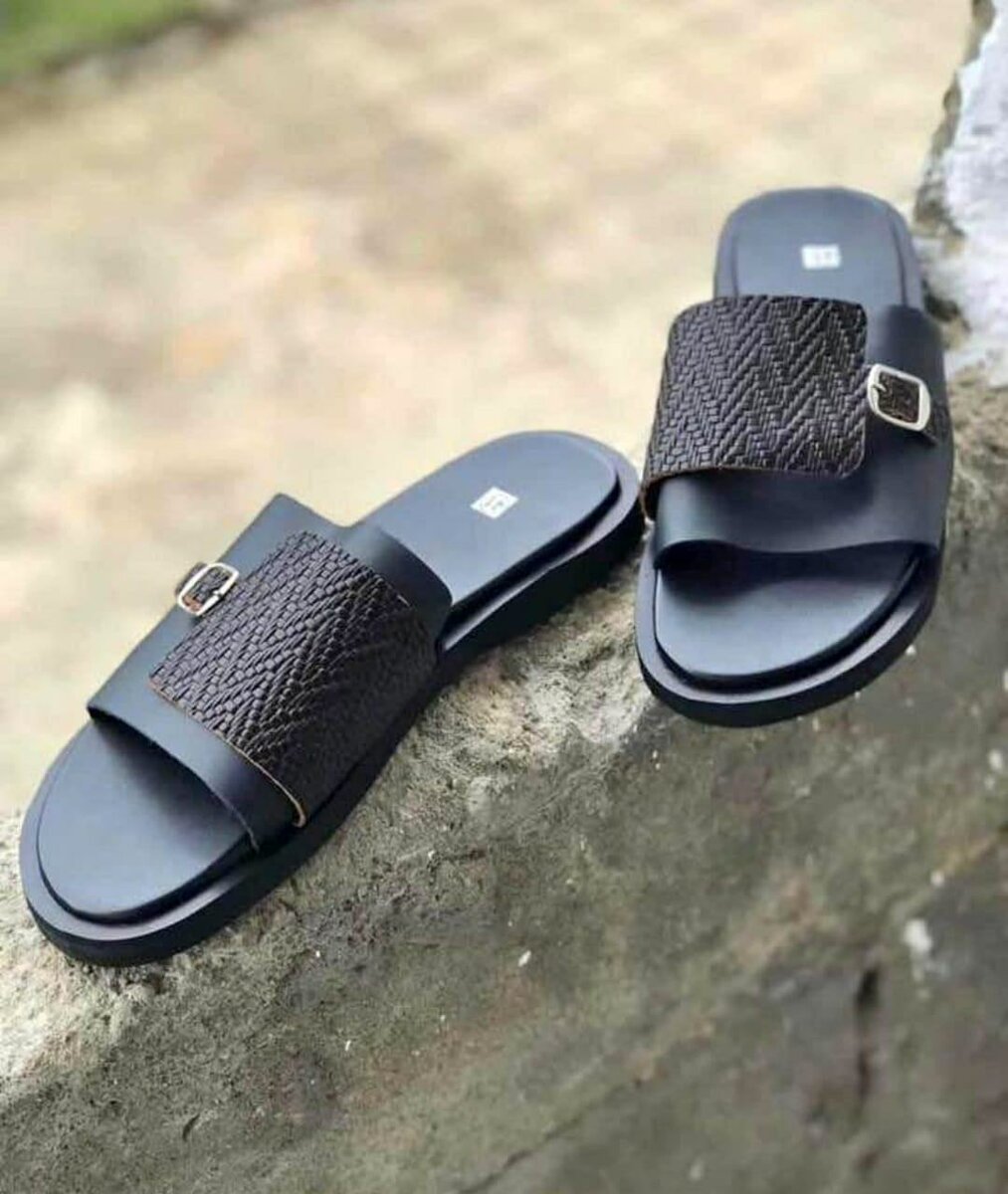 Sandales Noires Élégantes