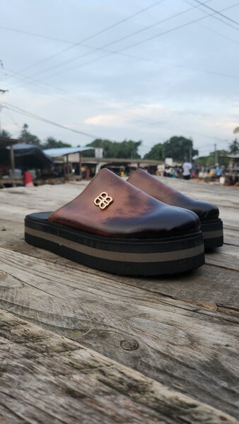 Sandales à plateforme élégantes