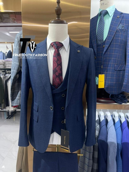 Suit bleu
