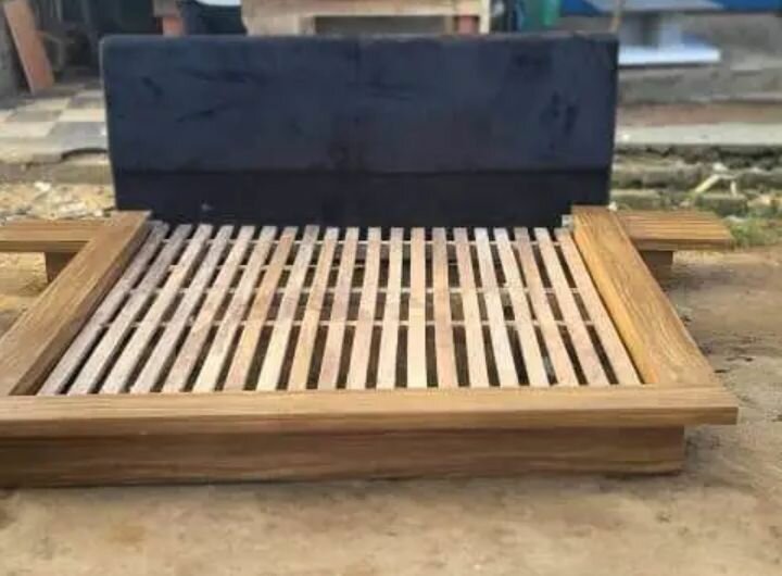 Lit en bois design moderne