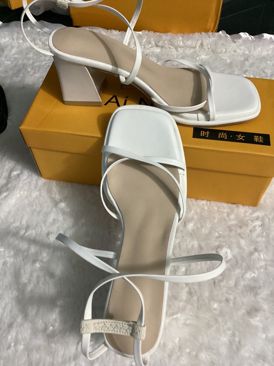 Ladies sandals heels
