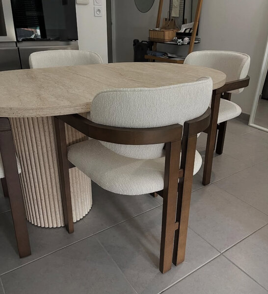 Table à manger moderne