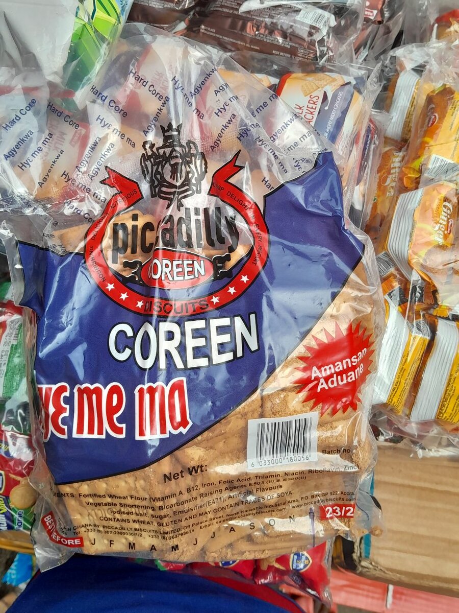 Picaddily Hye me ma biscuit