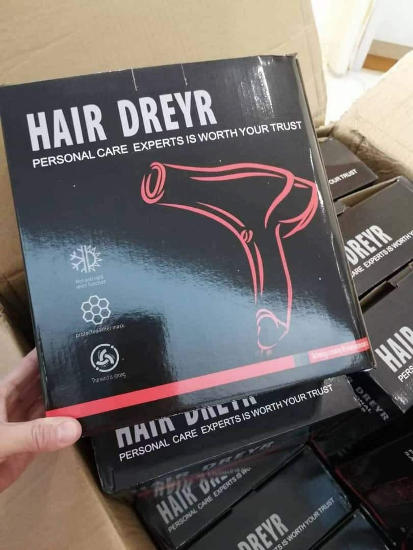 Notre super kit de beauté de coiffure et onglerie est disponible 