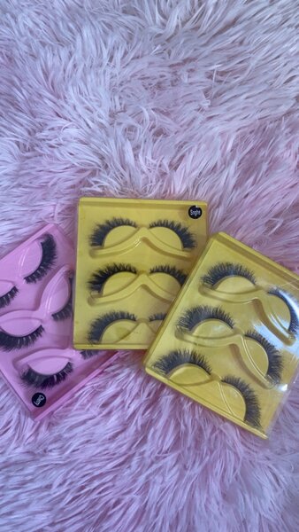 Faux Cils Volumineux