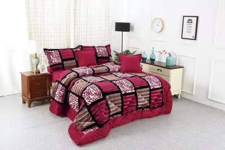 Set for bedroom: blanket + pillowcases, fleece, color burgundy