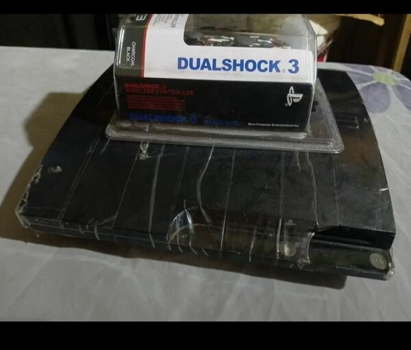 Console Sony PS3 avec manette