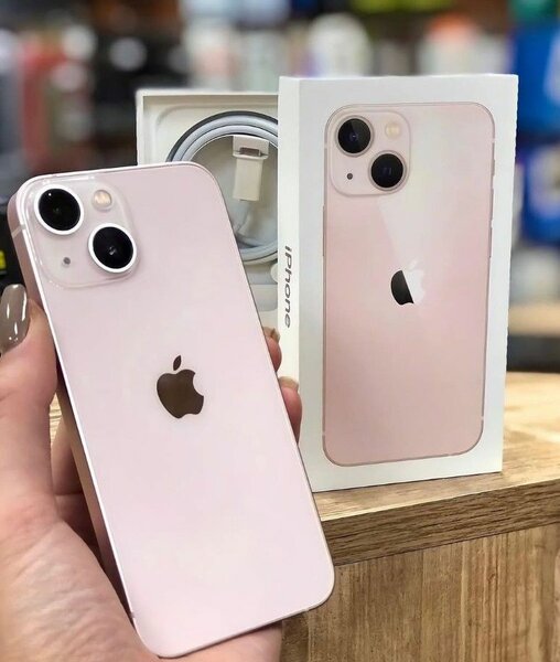 iPhone 13 Rose