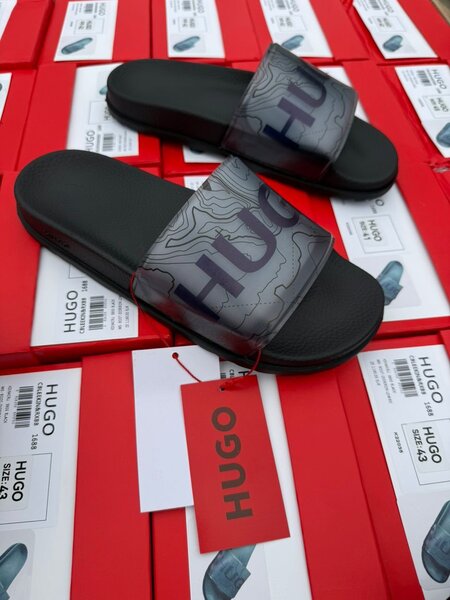 Claquettes Tommy Hilfiger & HUGO