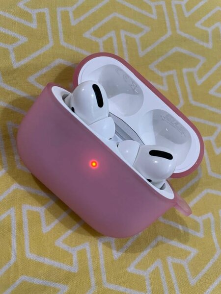 Écouteurs sans fil avec étui rose