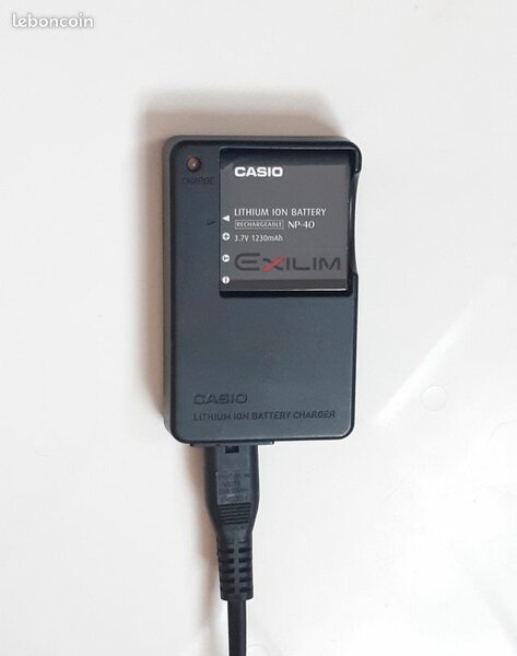 Chargeur Casio Exilim NP-40