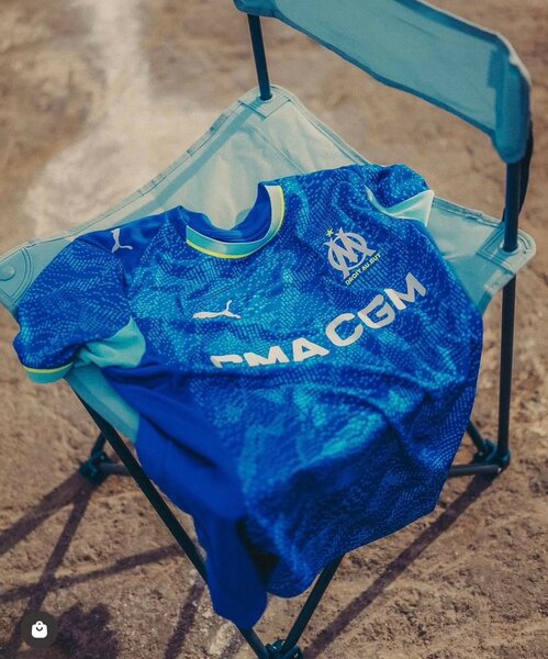 Maillots de Football Puma