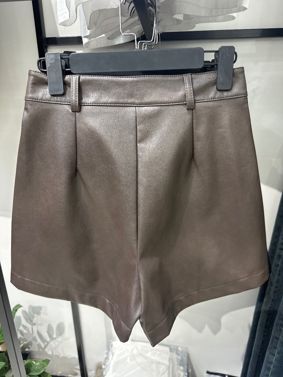 Кожанные шорты