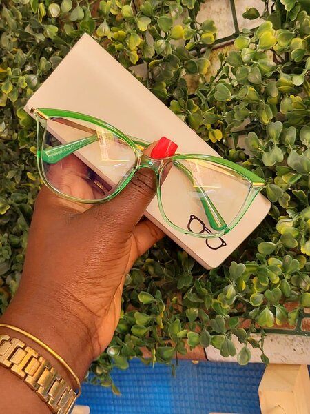 Lunettes tendance en couleurs