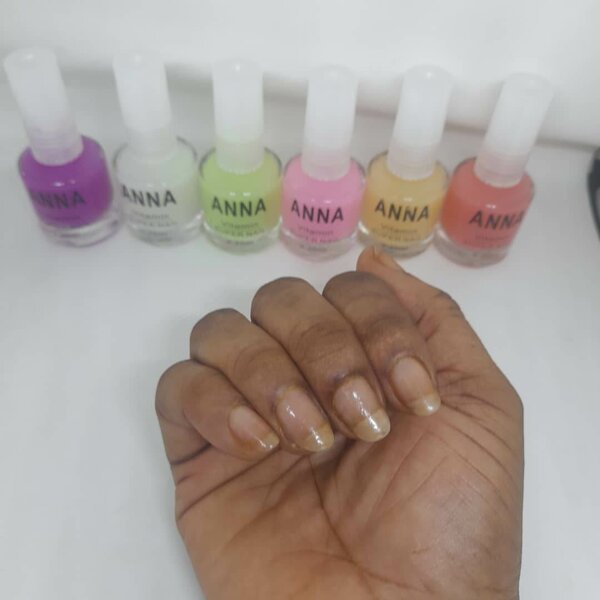 Durcisseur et pousse des ongle