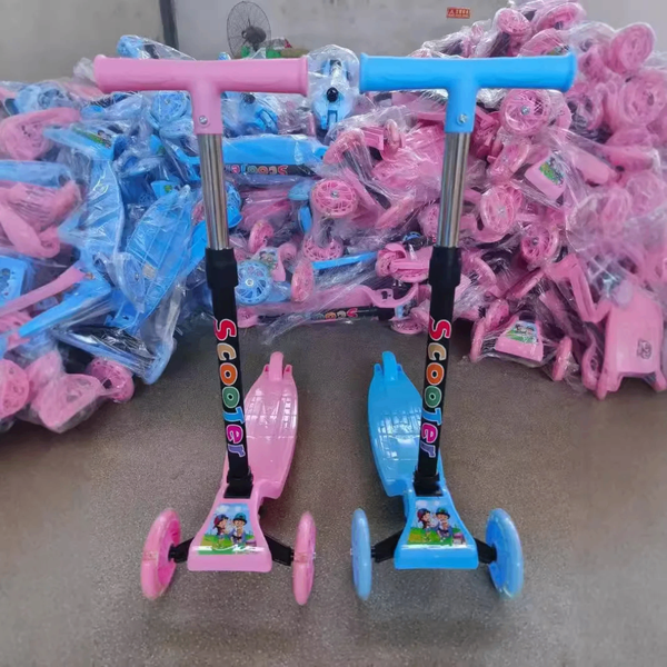 Trottinette Enfant 3 Roues LED