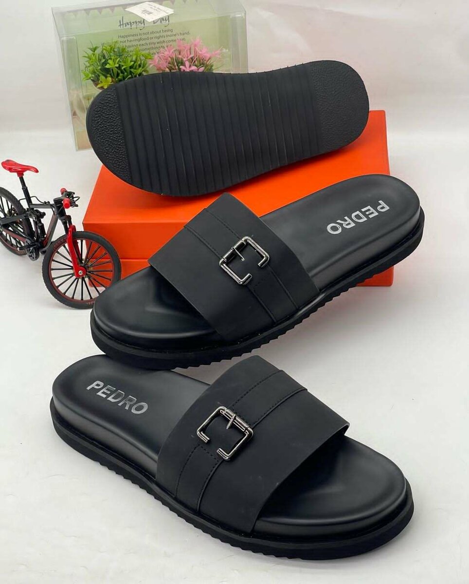 Pedro slippers