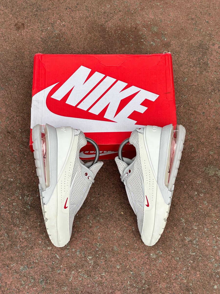 Baskets Nike Air Max modernes