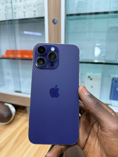 iPhone 14pro Max 128Go  messag