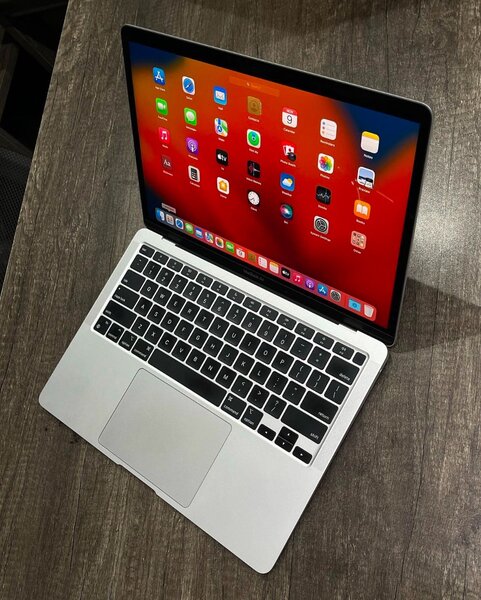MacBook Pro 13" Retina