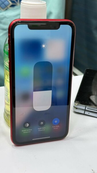 iPhone XR 64G Quasi Neuf