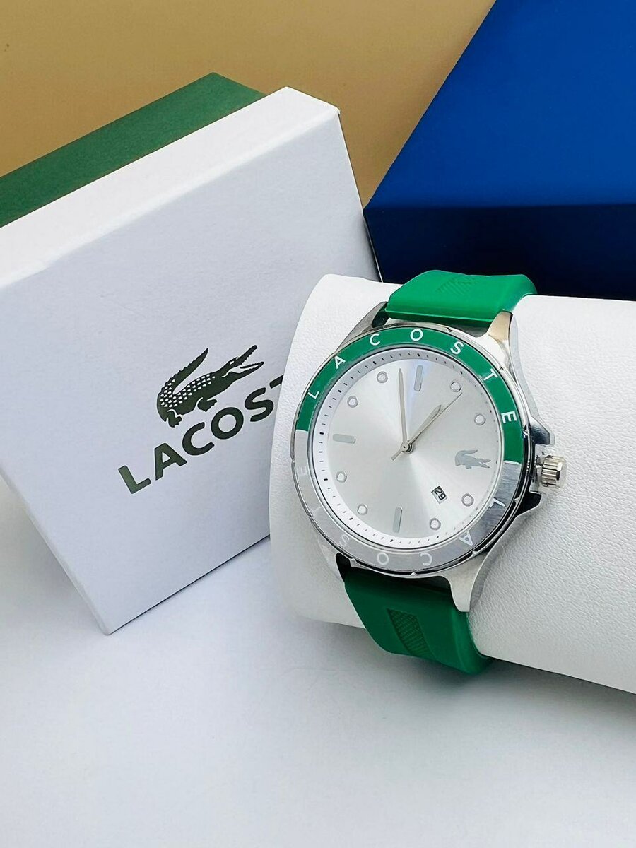 Montre Lacoste