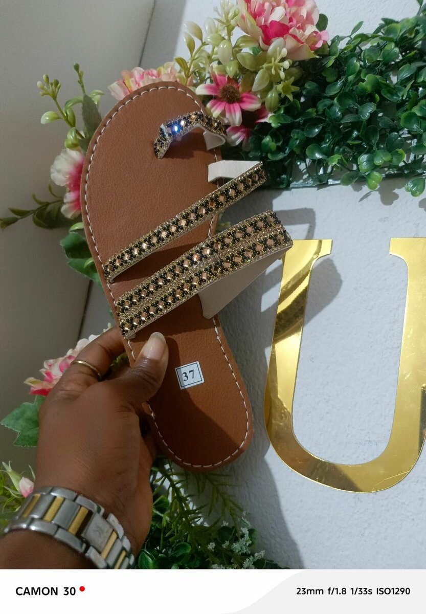 Sandale artisanale  Sénégalais