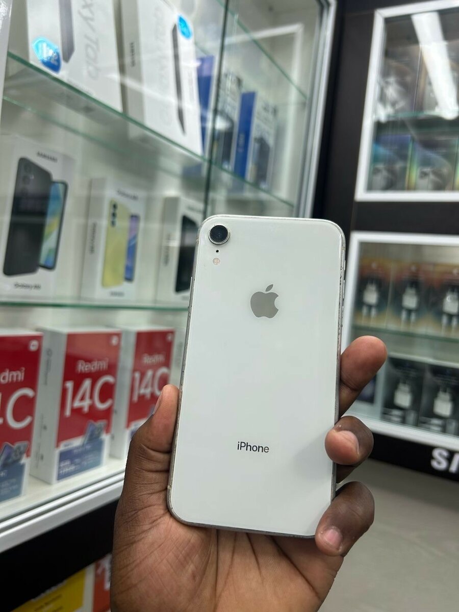 iPhone XR
