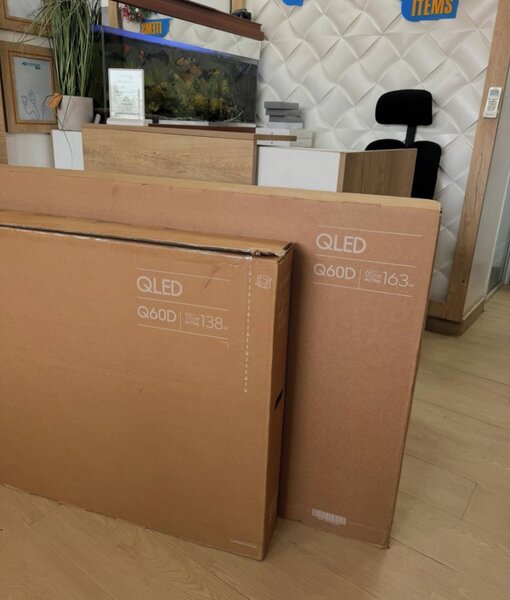 Samsung QLED Q60D smart TV