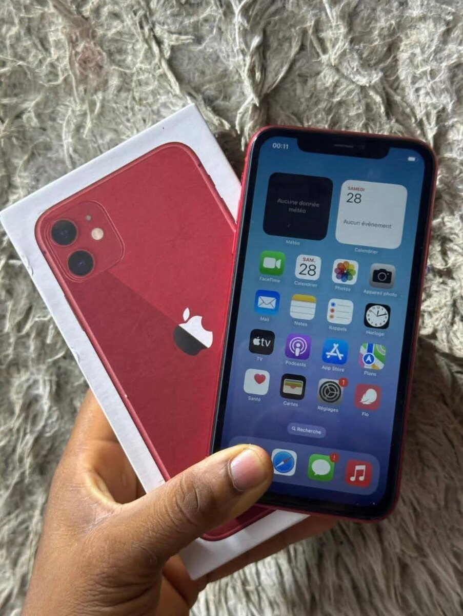 iPhone 11 Rouge Neuf