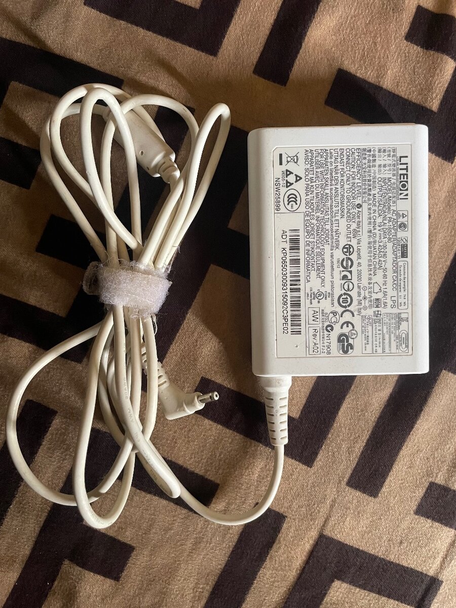 Chargeur petit bout PC