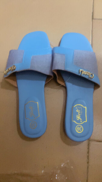 Sandales confort bleu clair