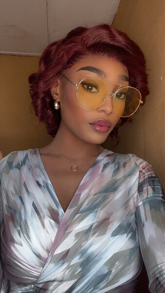 Lunettes de soleil rétro chic
