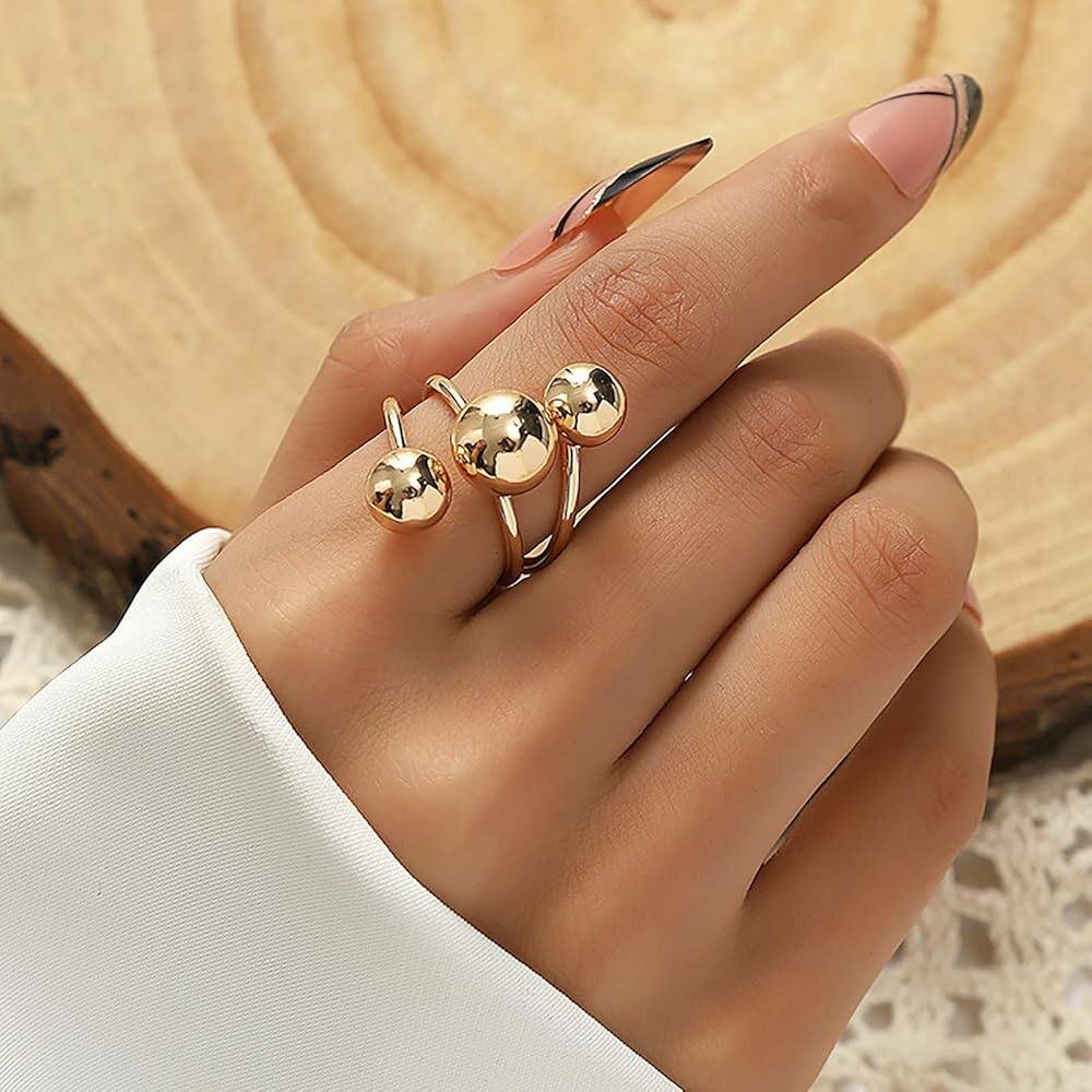 Bagues en or modernes élégantes