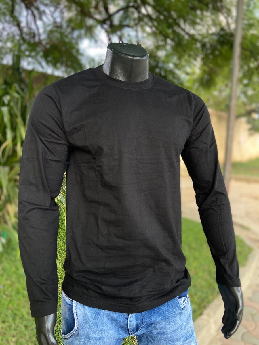 Long sleeved T-shirts