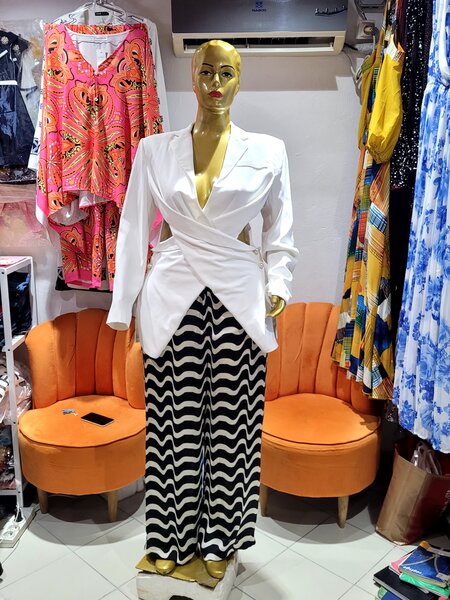 Veste Blanche Élégante Femme
