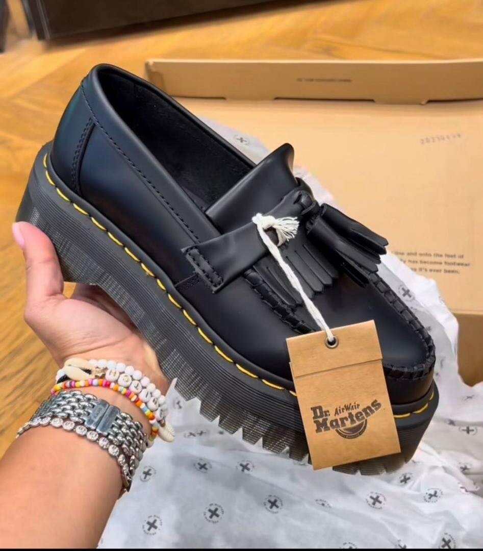 Dr martens shoe ( high sole )