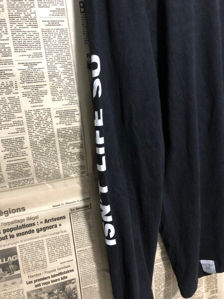 T-shirt noir manches longues