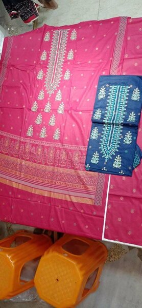 Ladies suit