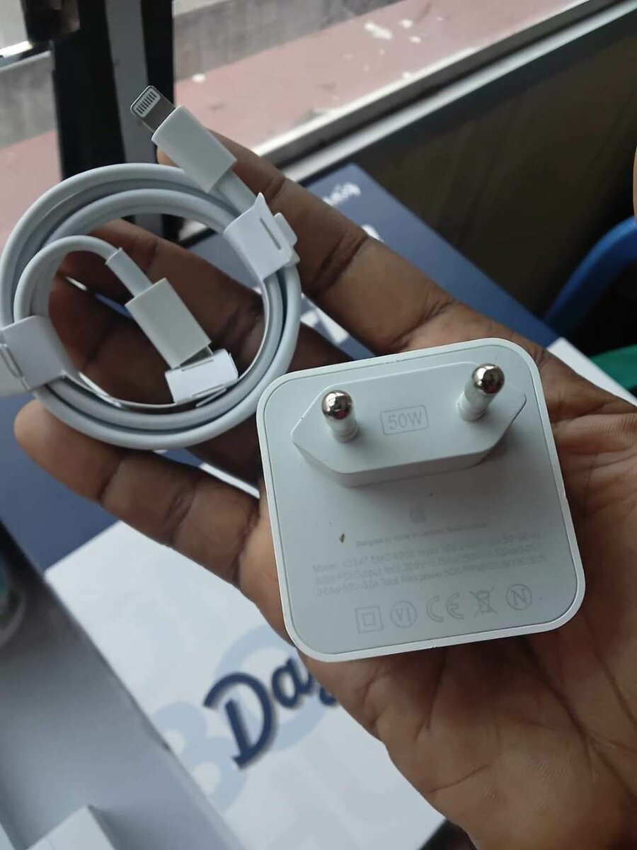 Chargeur original iphone fast charge