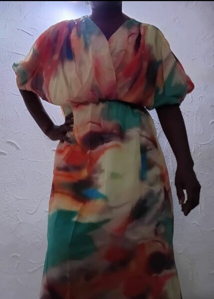 Robe longue à motif abstrait