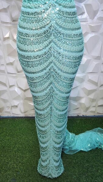 Robe sirène à sequins