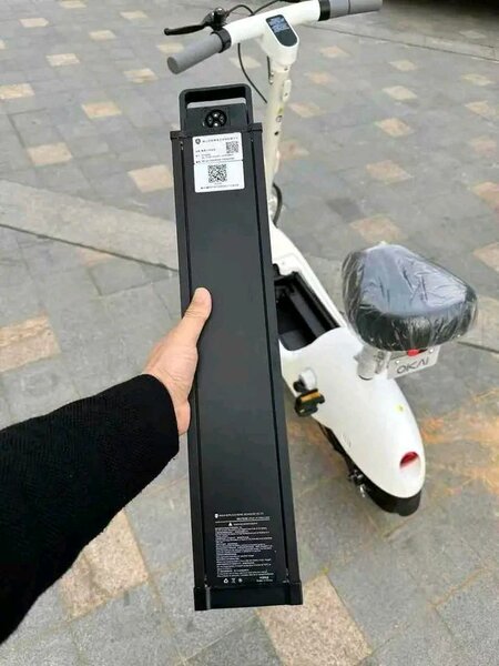 Batterie amovible pour trottinette