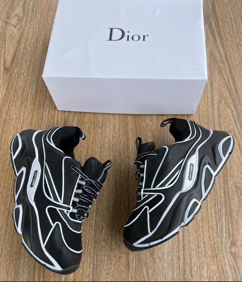 Dior pour les hommes disponibl