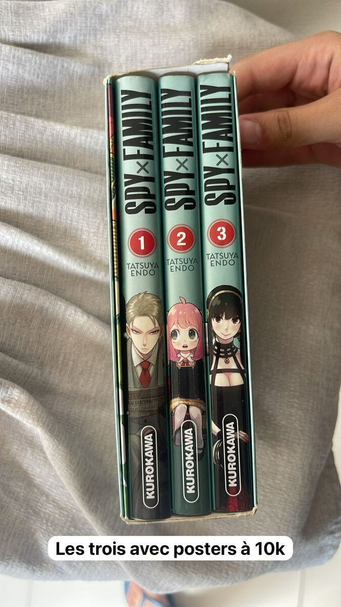 Manga Spy x Family Volumes 1-4