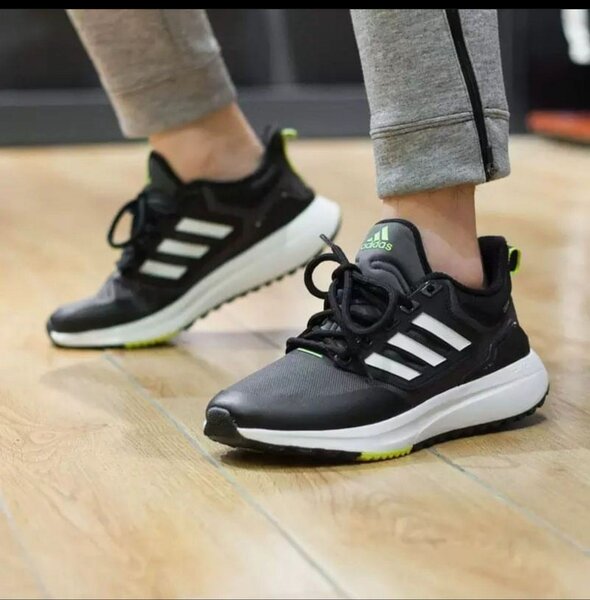 Adidas runner