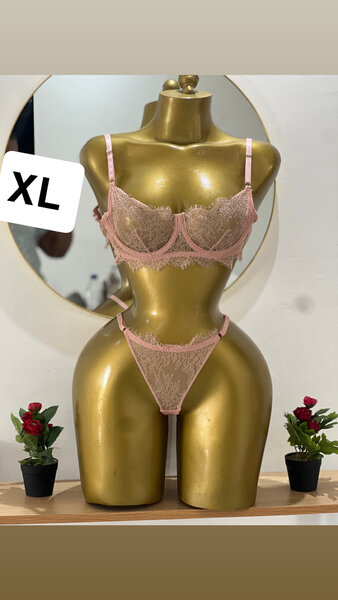 Ensemble lingerie brodé sexy