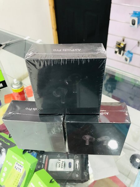 Apple AirPods Pro Gen 2